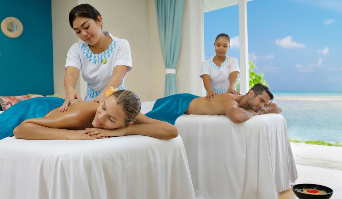 Couple massage at esKape Spa